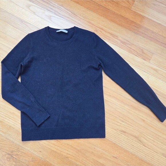 Everlane Cashmere blend sweater size Small Navy Quiet Luxury - Picture 2 of 7